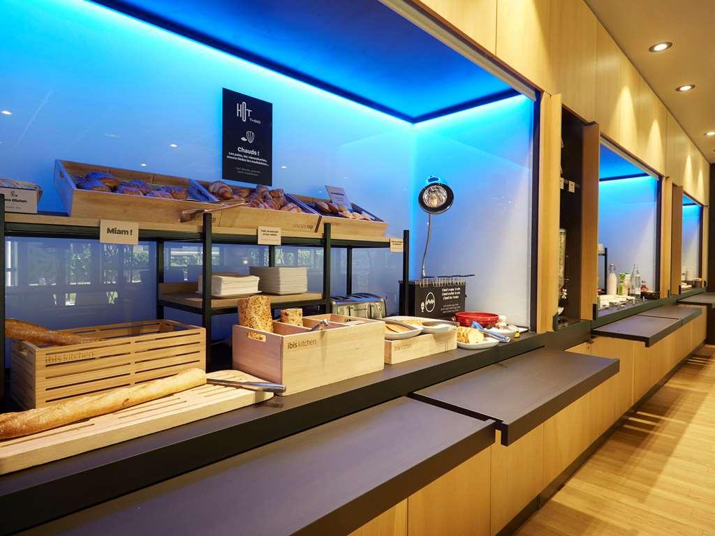 Ibis Archamps Porte De Geneve Restoran fotoğraf